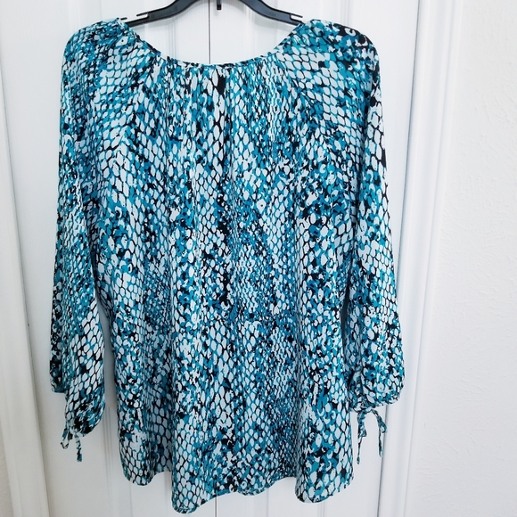 Snake Print Peasant Blouse - Picture 5 of 11